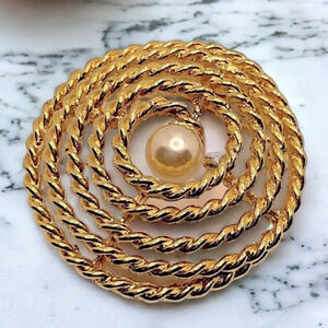 Vintage spiral gold tone faux pearl brooch
